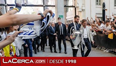 Almeida, al Real Madrid tras obtener su 15ª Champions League: "Habéis conseguido volver a asombrar a esta ciudad y al mundo"