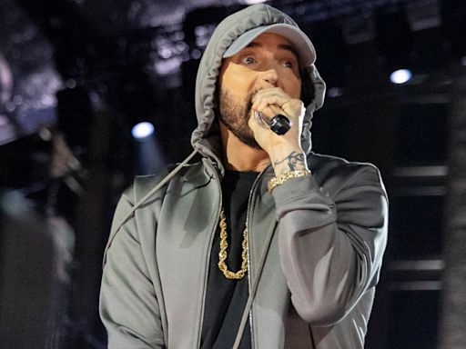 Eminem Dethrones Taylor Swift On Album Chart After Three Months