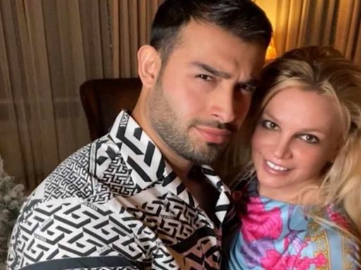 Sam Asghari reage à crise de saúde mental de Britney Spears