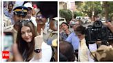 Lok Sabha 2024 Elections: Shah Rukh Khan, Amitabh Bachchan and Aishwarya Rai cast their vote | Hindi Movie News - Times of India