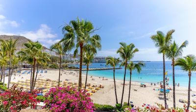 UK tourists in Canary Islands warned of emergency alert to be issued to ‘all’ next week