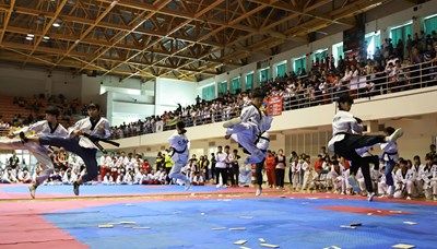 【推廣跆拳道】首屆「浩天宮媽祖盃跆拳道錦標賽」熱鬧開賽｜全國超過1400選手角逐奪金盃