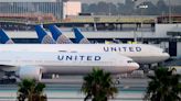 Avión de United Airlines pierde una rueda al despegar en Los Ángeles