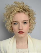 Julia Garner