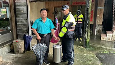 影/嘉縣159甲落石不斷！光華村連日停電成孤島 暖警送「救命油」供呼吸照護