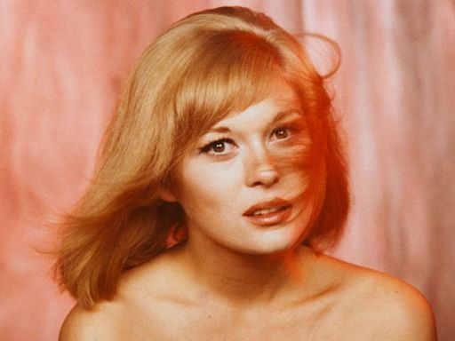 Faye Dunaway's Life in Photos, From 'Bonnie and Clyde' to Her Career-Spanning Documentary