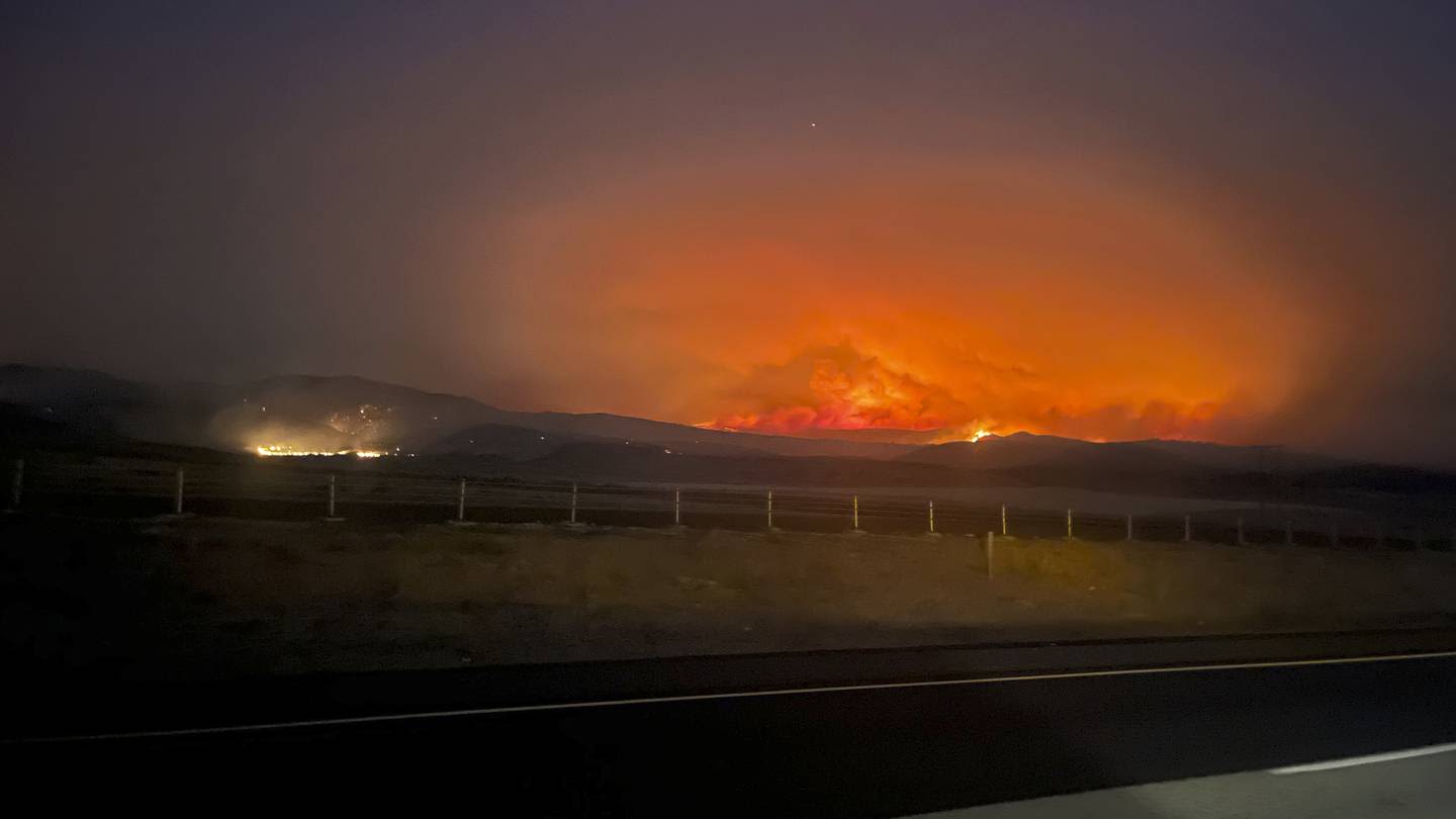 Oregon fire is the largest burning in the US. Officials warn an impending storm could exacerbate it