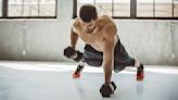 I did 60 dumbbell renegade rows every day for a week — here's what happened