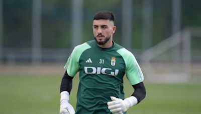 Oviedo, escuela de porteros: después de Lunin, Leo Román