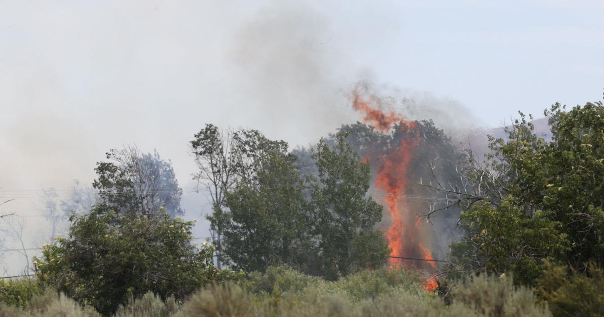 Community rallies to help those affected by Slide Ranch fire near White Swan