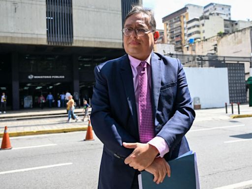 El abogado de Edmundo González pide a la Fiscalía de Venezuela “debidas garantías” para la esposa del candidato