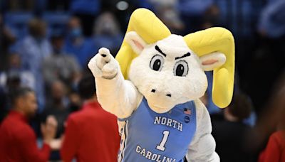 UNC Basketball Among Crowded Group of Onlookers for Prep's Big Shows