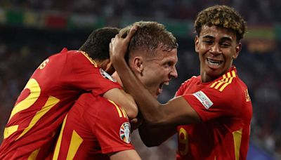 Spain Euro 2024 star with £52m clause sends message to Man Utd and Chelsea