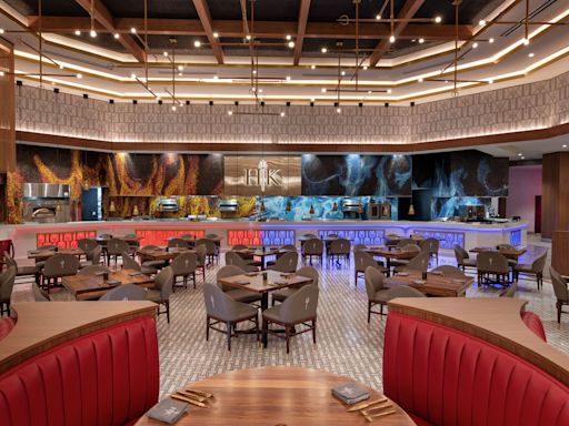 Building Hell's Kitchen at Foxwoods: How the restaurant and TV set were designed