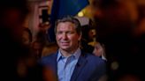 DeSantis es favorito de la mayoría de los electores hispanos, incluso de algunos demócratas, según nueva encuesta