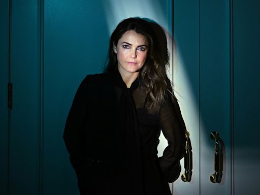 Keri Russell plaisante sur le fait que les filles du "Mickey Mouse Club" ont été exclues de l'émission en raison de leur "activité sexuelle"