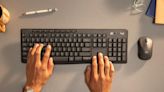 Logitech lanza combo MK370 con mouse y teclado contra agua, perfecto para el trabajo en casa