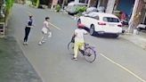 高雄咆哮女不滿他人路邊停車抓傷人 警通報強制就醫