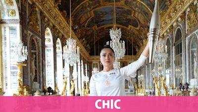Las espectaculares imágenes de Salma Hayek portando la antorcha olímpica