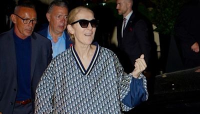 JO 2024 : Celine Dion réinvente le look sportswear dans un ensemble signé Dior