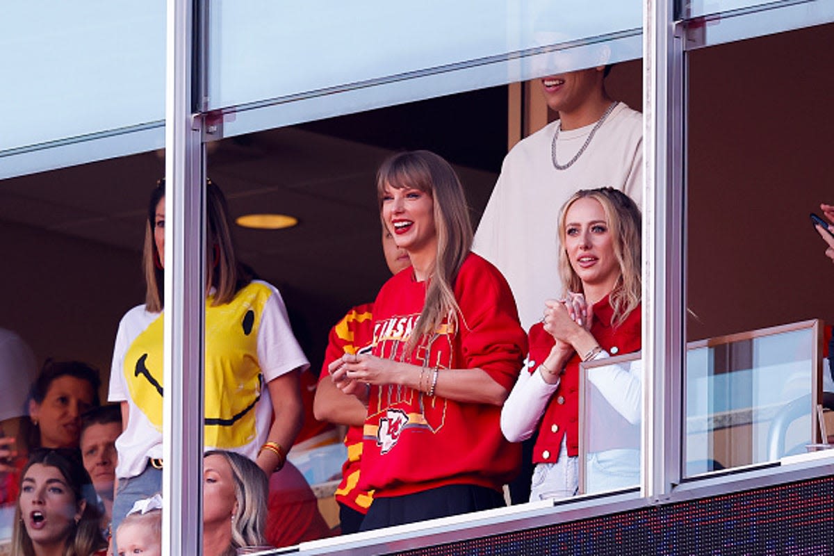 Will Taylor Swift be attending the Kansas City Chiefs game to support Travis Kelce?