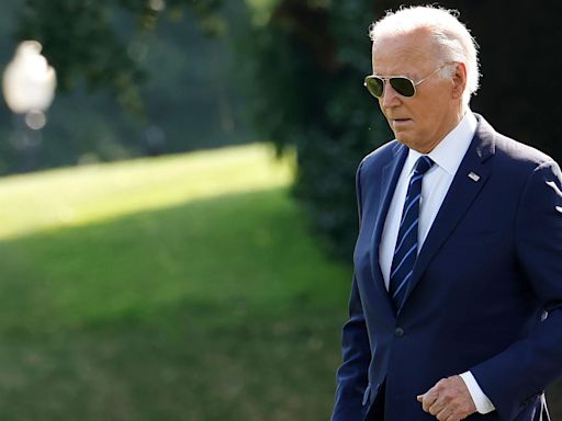 Isolating at a beach house, Biden gave aides one minute notice of exit