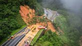 巴西南部山崩土石滑落公路 至少兩死數十人失蹤