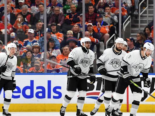 Anze Kopitar scores in overtime, Kings beat Oilers 5-4 in Game 2 to tie series