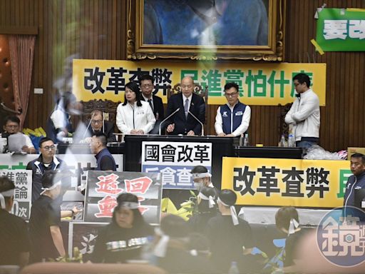 【立院攻防戰】小草問「請律師為何要主席同意」 民眾黨部主任冷回：重點是通過法案