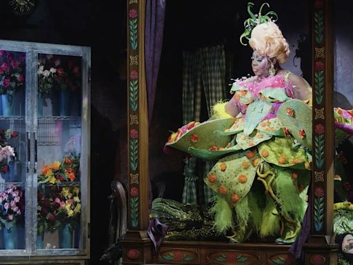 Video: Latrice Royale, Etai Benson, Talia Suskauer in Ogunquit Playhouse's LITTLE SHOP OF HORRORS