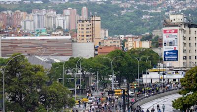 Petare: el barrio más grande de Venezuela protesta contra el "fraude" de Maduro - El Diario NY