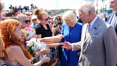 Sun shines for royals during visit to Guernsey