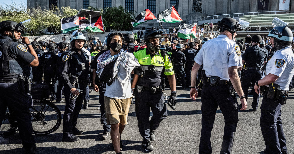 Police arrest 34 people at the Brooklyn Museum after protesters occupy building