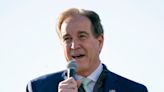 "One of the nicest guys," caddie recounts Jim Nantz narrating golf shots at Pebble Beach