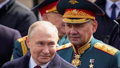 Vladimir Putin degradó al ministro de Defensa de Rusia: a dónde lo desplazó y quién ocupa su lugar