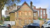 Derelict groundskeeper's cottage in Notting Hill's Avondale Park put up for sale for 1.75m