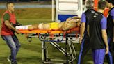 Brasil: policía entra a la cancha y le dispara a un futbolista en la pierna tras el final de un partido