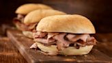 We Asked An Expert: Here's How To Make Deli-Worthy Roast Beef Sandwiches At Home