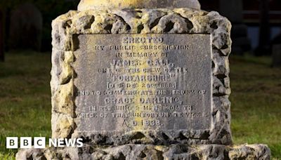 Barrow monument to man rescued by Grace Darling becomes listed