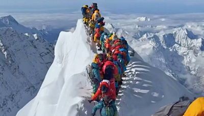 珠穆朗瑪峰大塞車 | 8700米冰架斷裂5人墜落2失蹤 | Fitz 運動平台