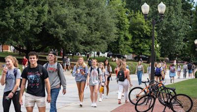 Total SC college enrollment remains flat this fall, ‘nowhere near the cliff’