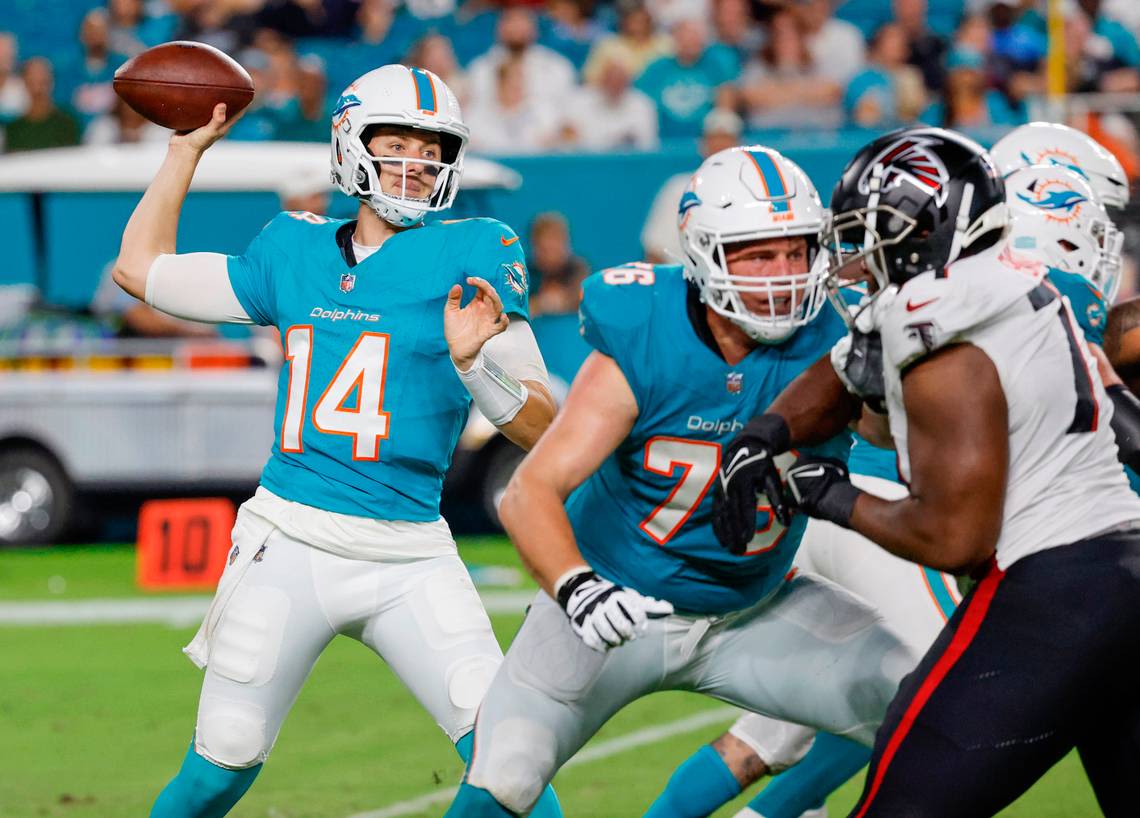 As Dolphins’ backup QBs struggle, Tannehill waits for right opportunity. And injury news