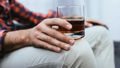 Drinking Just One Alcoholic Beverage Daily Can shorten your Life By This Insane Amount