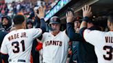 Gigantes se imponen 5-4 a Mets gracias a doble de Yaz