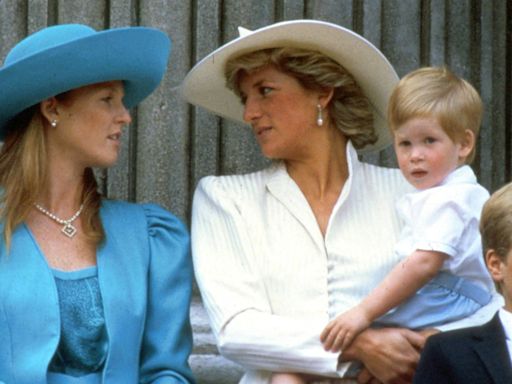 Sarah Ferguson escribe una conmovedora carta a Lady Di: "Estoy segura de que estás cuidándonos"