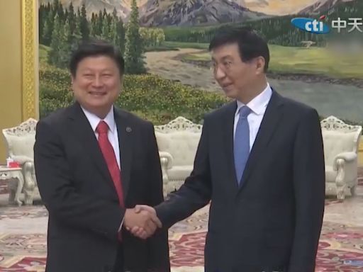 王滬寧在北京會見國民黨參訪團