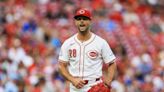 Santiago Espinal flirts with cycle as Reds sink Cubs