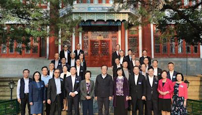 SED leads HK higher education institution delegation to begin visit to Beijing (with photos)