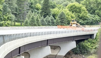 A bridge near a Minnesota dam may collapse. Officials say they can do little to stop it