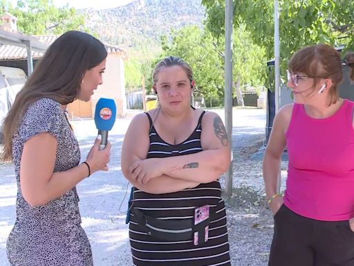 La guerra entre Teresa y los vecinos del camping se recrudece y llegan a las manos: "No me niego a irme, quiero mi dinero"